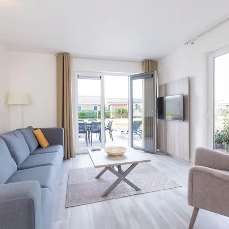 Comfy Holiday Home, Beach Within Walking Distance * Bredene